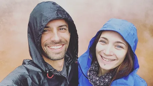 Elle fait le tour du monde avec son compagnon avant de perdre la...